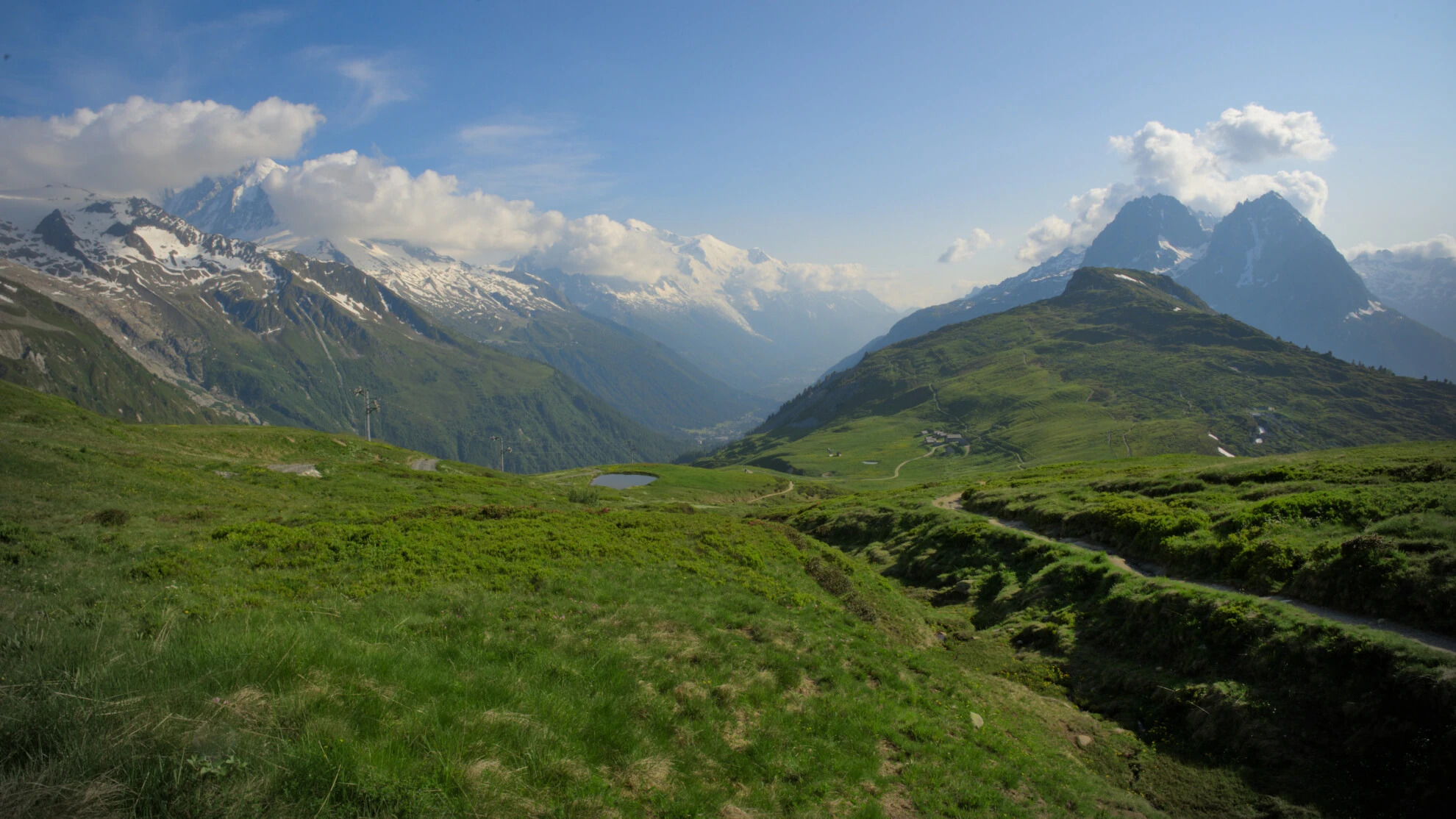 Col de Balme: Mont Blanc dukker op igen forude