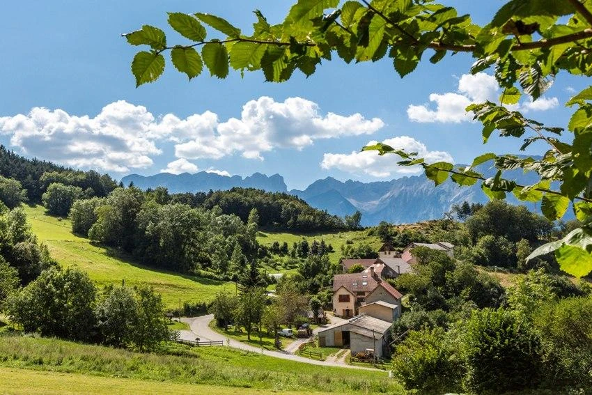 Et gîte i dalbunden i Valgaudemar, det faste punkt for en uge som stjernetur