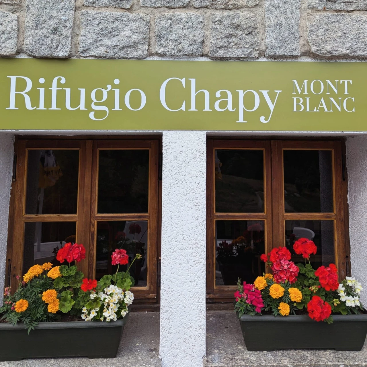 Rifugio Chapy Mont Blanc over Courmayeur